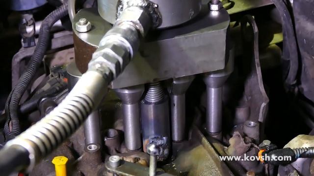 Демонтаж не высверленной форсунки Opel Vivaro 2.0CDTi смотреть онлайн