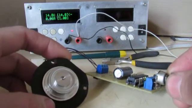 Управление бесколлекторным двигателем постоянного тока без датчиков на ATmega48 смотреть онлайн