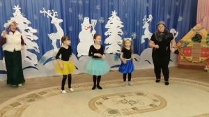 Танец кошек на новогоднем празднике в детском саду