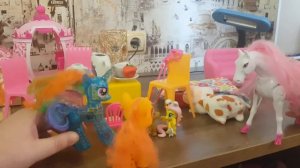 Смотри, чему научились пони!!!! Папа с дочкой играют в МАЙ ЛИТТЛ ПОНИ!!!