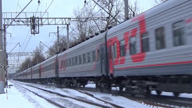 Электровоз ЧС2К-772 с пассажирским поездом №132 "Москва - Орск" смотреть онлайн