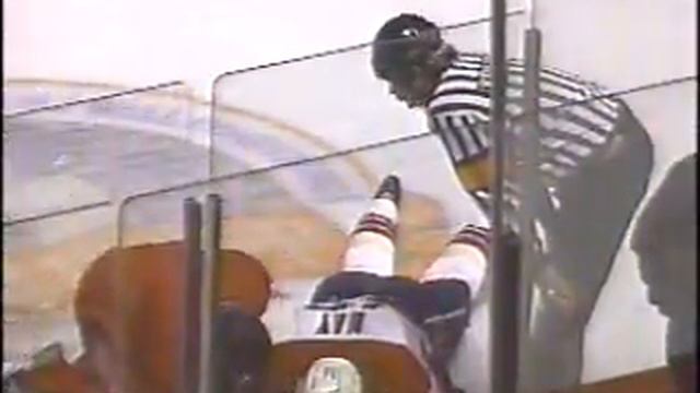 Capitals vs. Rangers 1990 Patrick Division Final Game 3 (3rd Period) смотреть онлайн