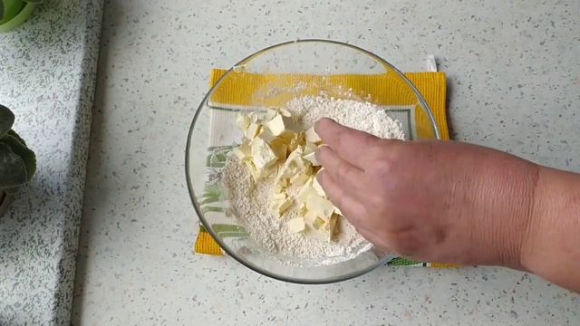 Вишневый крамбл.Песочное рассыпчатое тесто. смотреть онлайн