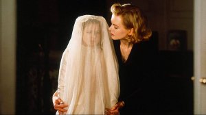 Другие (краткий пересказ фильма)