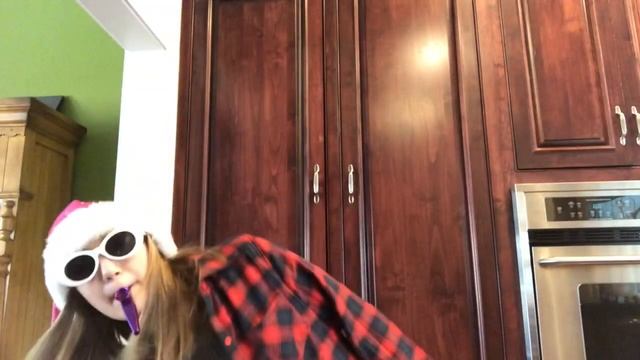 All I Want for Christmas is You- Kazoo Cover смотреть онлайн