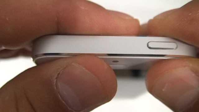 Какого цвета iPhone выбрать: черный или белый? смотреть онлайн