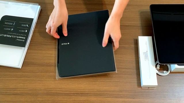 2020 ipad Pro (12.9 Inch, 4th generation) , apple pencil & FOLIO case UNBOXING смотреть онлайн