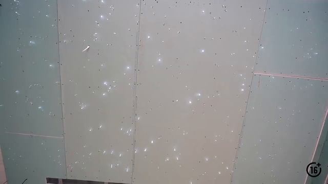 Дизайн детской комнаты для мальчика. Арт объект ? месяц в интерьере | Дизайн бюро Виктории Файнблат смотреть онлайн