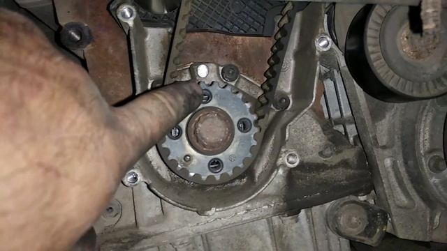 Замена ремня ГРМ 1.6TDI Skoda,VW смотреть онлайн