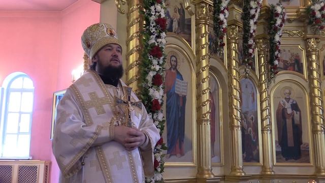 070519 В день Радоницы Епископ Диодор совершил Литургию и пасхальное поминовение усопших смотреть онлайн