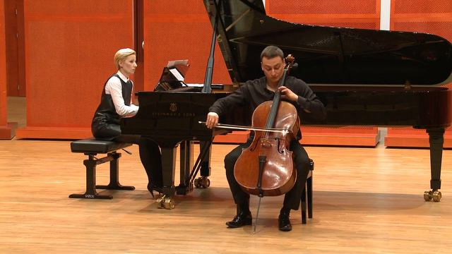 Bohuslav Martinů - Variations on a Theme of Rossini played by Tomasz Daroch смотреть онлайн