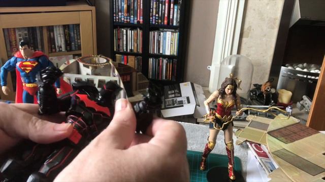 AMAZING MACFARLANE DC ARMOURED HELLBAT BATMAN REVIEW смотреть онлайн