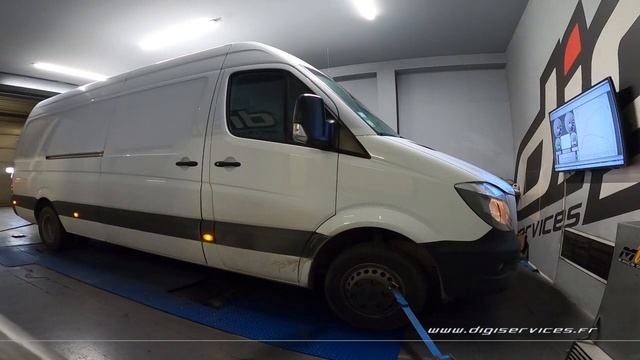 Mercedes Sprinter 519 CDI 190cv Reprogrammation Moteur @ 244cv Digiservices Paris 77 Dyno смотреть онлайн