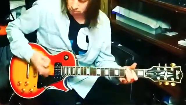 Ibanez 73 Solo В студии Вадим Манцев NikaDim Ibanez 73 Solo In a studio Vadim Mantsev смотреть онлайн