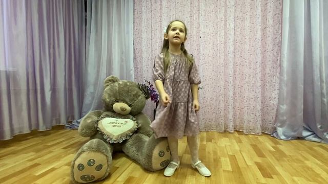 ст.Ева Шарова, 6 лет, «Милая мам, МАДОУ №4, Юлия Сергеевна Порцева смотреть онлайн