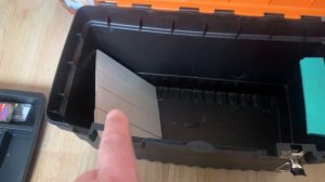 ЯЩИК ДЛЯ ВОБЛЕРОВ СВОИМИ РУКАМИ.ВМЕСТИМОСТЬЮ 100ШТ?