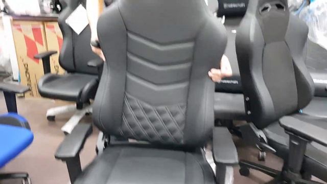 Кресло геймерское AKRacing ONYX (K901 B) black смотреть онлайн