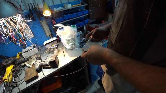 Доводчики дверей на Volvo XC90 I SoftLock без сверления проемов! смотреть онлайн