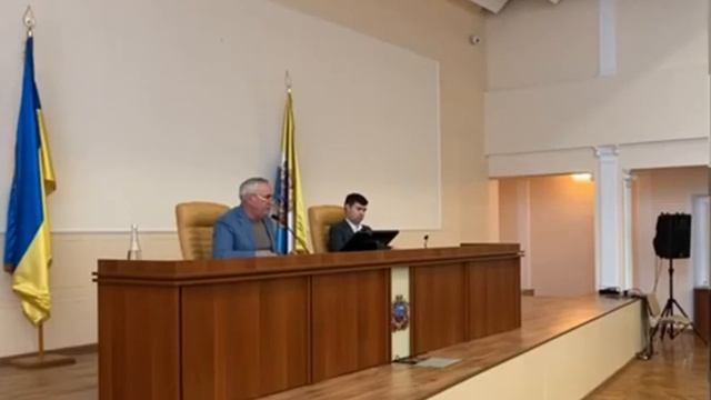 Мэр Черноморска Василий Гуляев взял под личный контроль ситуацию с питанием в детских садах и школа смотреть онлайн