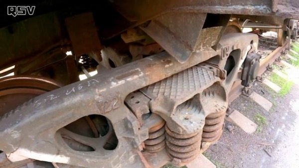 Из каких основных узлов состоит вагон! Вагонник. Железная дорога.