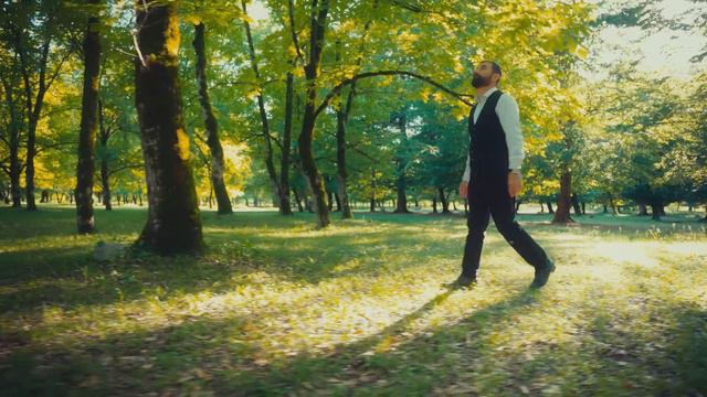 Ali Asgar Mammadov — Alma Almaya Bənzər (Rəsmi Musiqi Videosu) смотреть онлайн