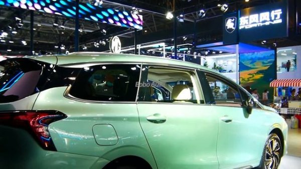 New Forthing yacht appearance and interior video