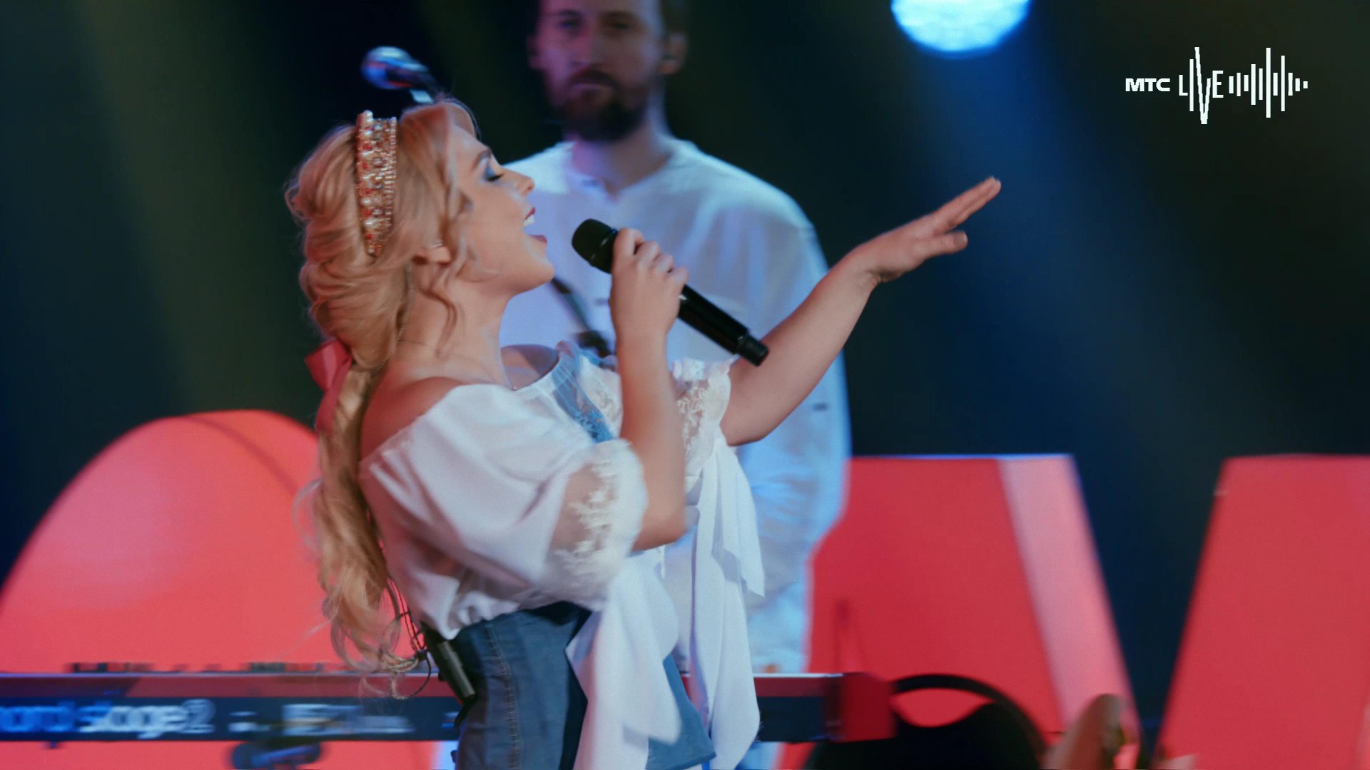 гр.ПЕЛАГЕЯ — Пасхальная / PELAGEYA - Easter song («МТС Live» 2020) смотреть онлайн