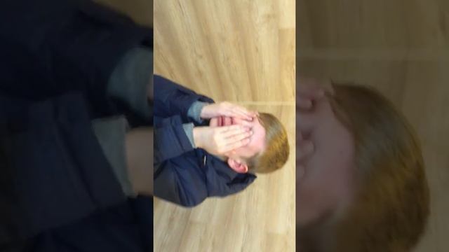 Реакция Сына на подарок смотреть онлайн