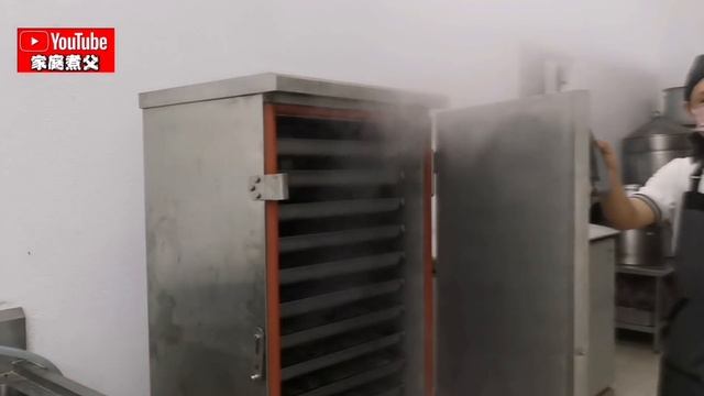 《年年有余》香蕉叶辣椒烧鱼，真空包装 смотреть онлайн
