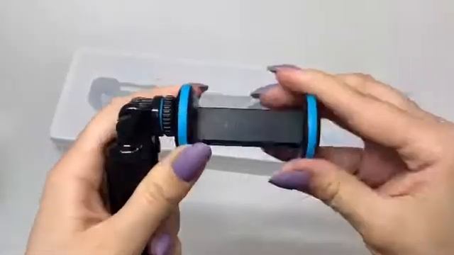 Обзор монопода Momax SELFIE HERO XL Blue смотреть онлайн