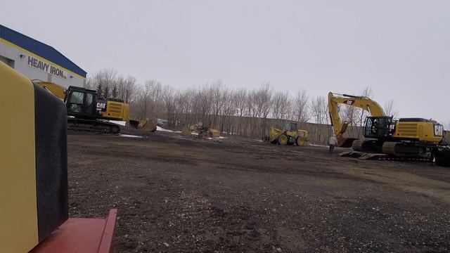 Loading a CAT 336 in Aldersyde, AB -- 86,700 LB смотреть онлайн