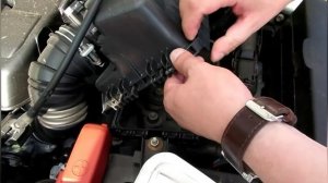 Тойота Королла. Замена воздушного фильтра двигателя