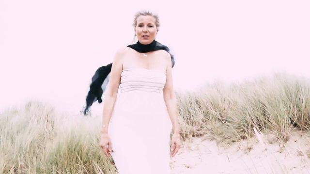 Like as the waves - sonnet 60 - Caroll Vanwelden смотреть онлайн