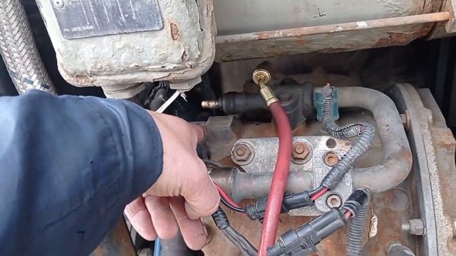 Реф заводится и глохнет. Нет фреона или высокое давление? HI PRESS. смотреть онлайн