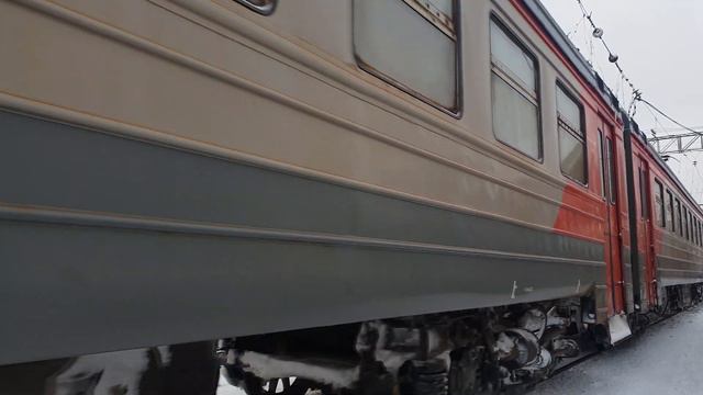 Электропоезд ЭР2-1338 смотреть онлайн