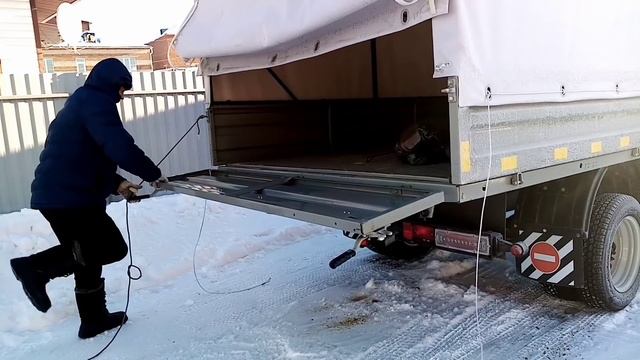 Газель 3302, заменил глушитель, привёз пиломатериал. смотреть онлайн