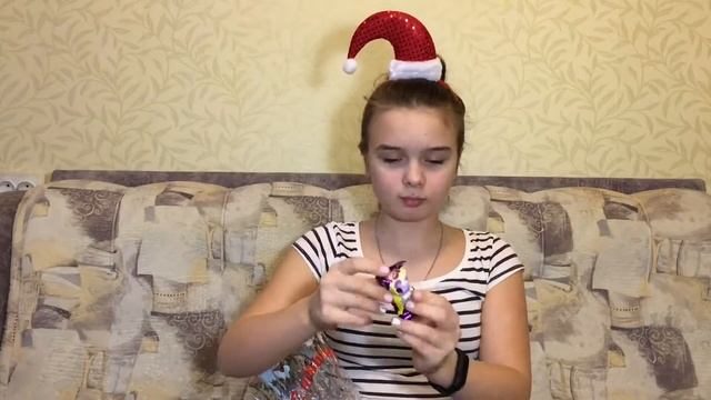 РАСПАКОВЫВАЕМ НОВОГОДНИЙ СЛАДКИЙ ПОДАРОК смотреть онлайн