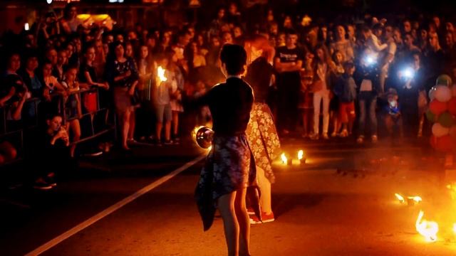 Выпускной 2018: фаер шоу "Bonfire" смотреть онлайн