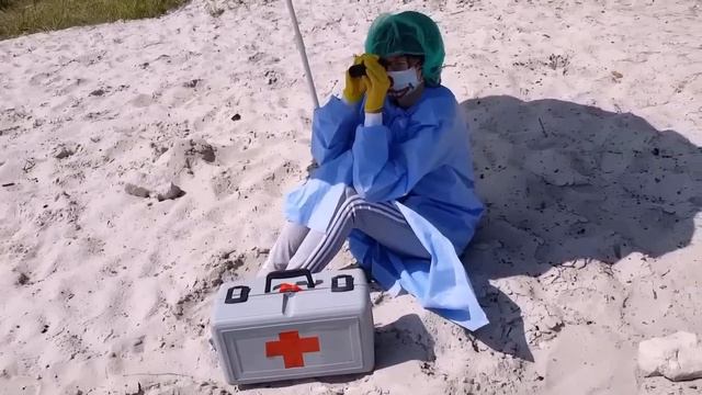 Доктор Уткин  на НЕОБИТАЕМОМ ОСТРОВЕ/Что ДеЛаТь БЕДНОМУ Доктору Уткину?/Новые Серии