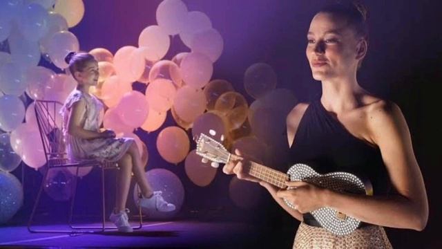 Serenay Sarıkaya & Ecrin Su Çoban - Kuzey Yıldızı смотреть онлайн