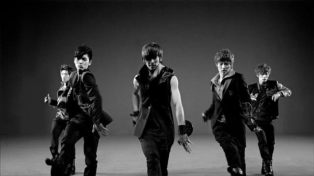 100%(백퍼센트) _ BAD BOY(나쁜놈) MV смотреть онлайн