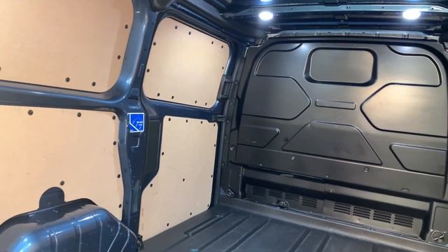 2021/71 FORD TRANSIT CUSTOM 280 LIMITED IN CHROME BLUE METALLIC AND BLACK INTERIOR смотреть онлайн