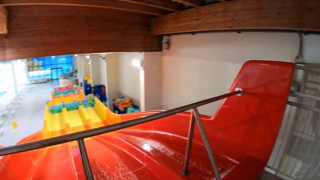 Racer Water Slide at Fala Aquapark смотреть онлайн