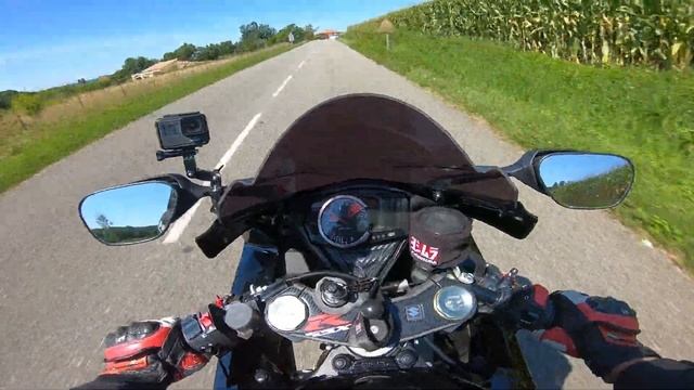 SUZUKI GSX-R 750 // Yoshimura édition 2012 смотреть онлайн