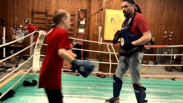 Верхнетуломский тренируется.. смотреть онлайн