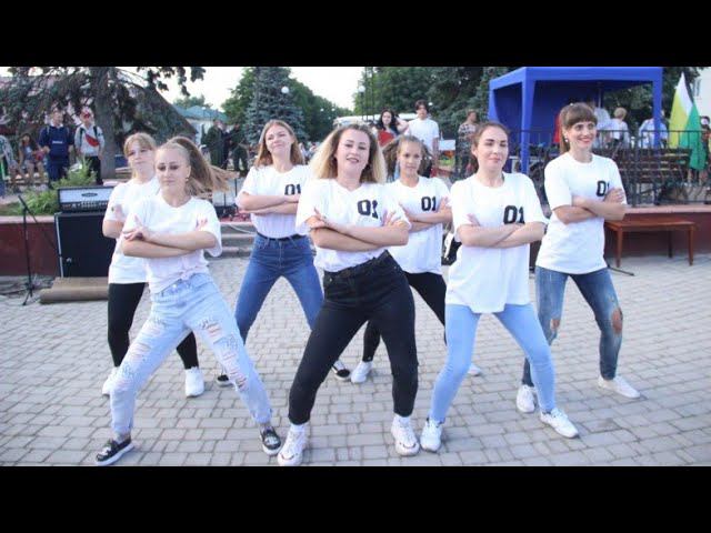 Свердловск ЛНР. Молодёжная дискотека под современные музыкальные ритмы. смотреть онлайн