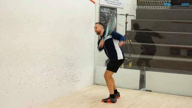 Which squash racket style should I use? Teardrop v Classic by pdhsports.com смотреть онлайн