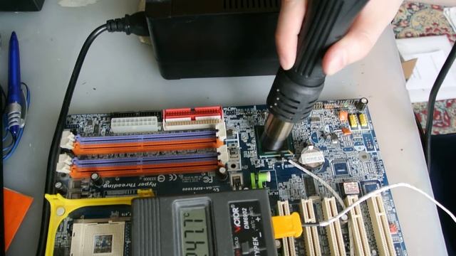 Отпайка южного моста с помощью фена смотреть онлайн