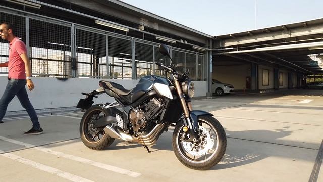 Honda CB650R 2021 смотреть онлайн