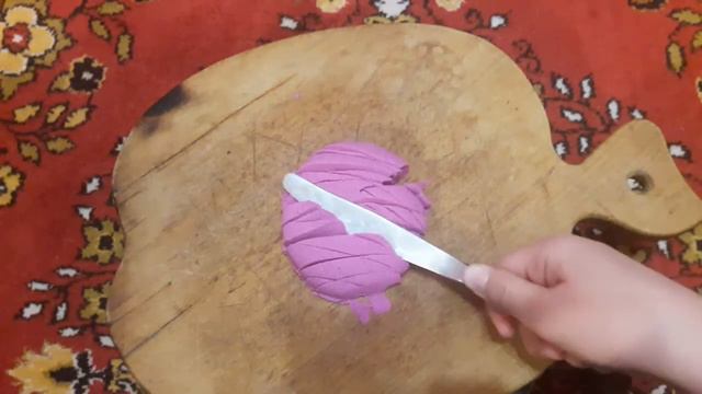 Видео НАОБОРОТ ! РЕЖУ КИНЕТИЧЕСКИЙ ПЕСОК 👍 смотреть онлайн